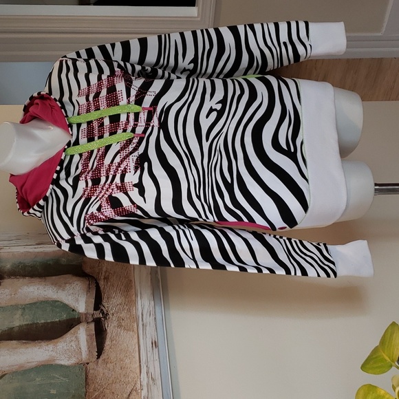 Henleys Project Sweatshirt - Picture 2 of 9